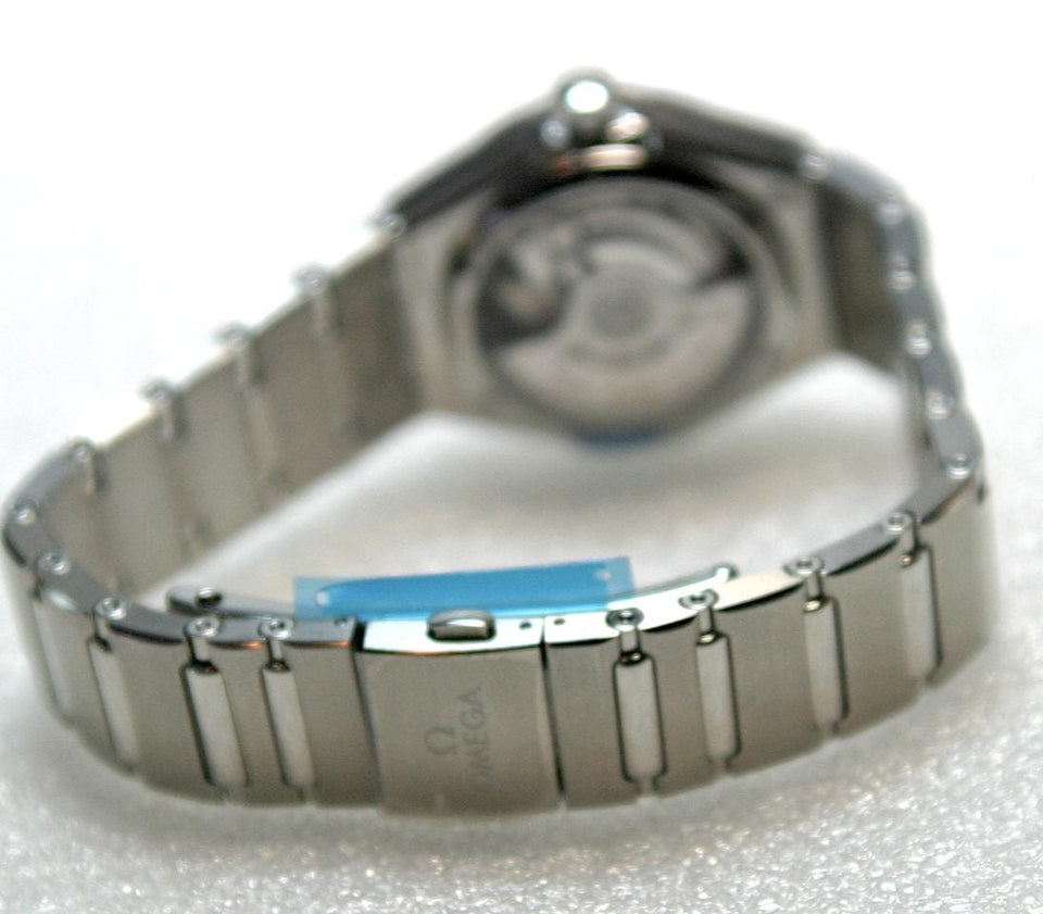 Omega Constellation Master Chronometer Manhattan