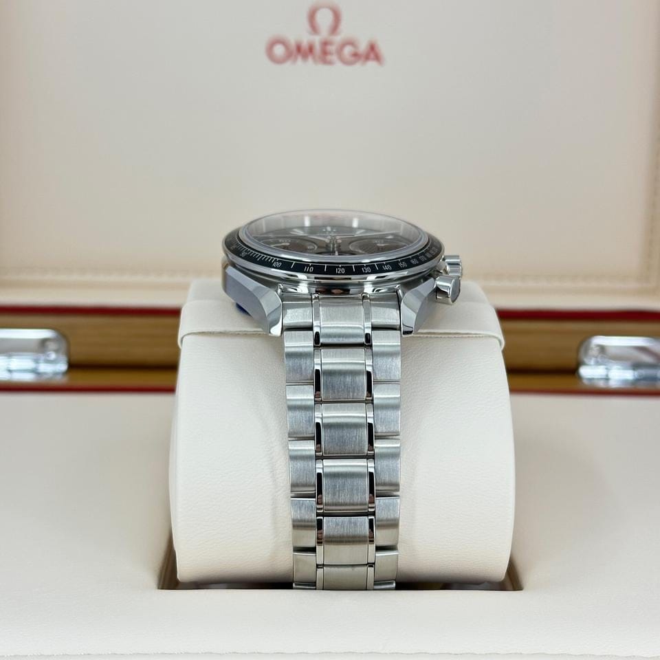 Omega Speedmaster Racing Unworn 2026 Speedmaster Racing Co-Axial Chronograph 326.30.40.50.01.001 box and papers
