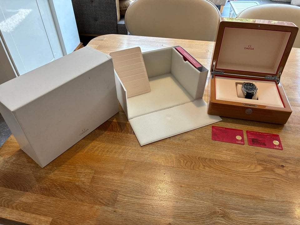 Omega Seamaster Aqua Terra Gmt