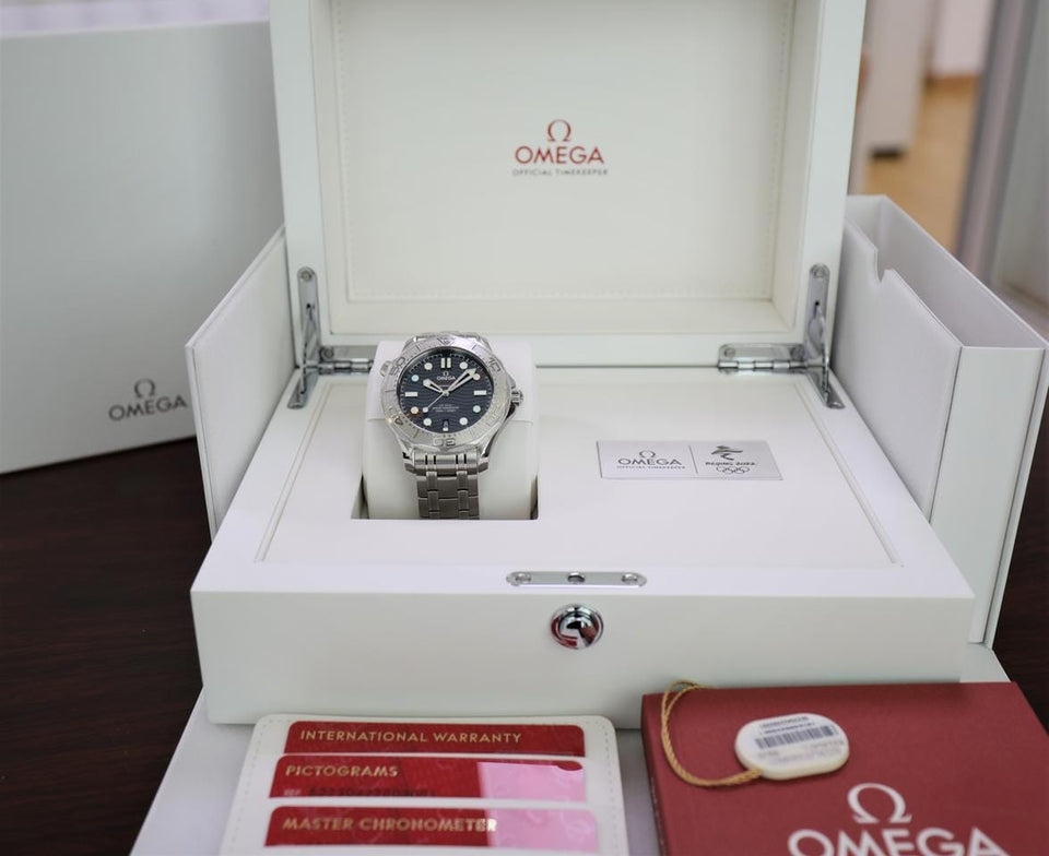 Omega Seamaster Diver 300 MBeijing 2022 - Special Edition - New - 522.30.42.20.04.001