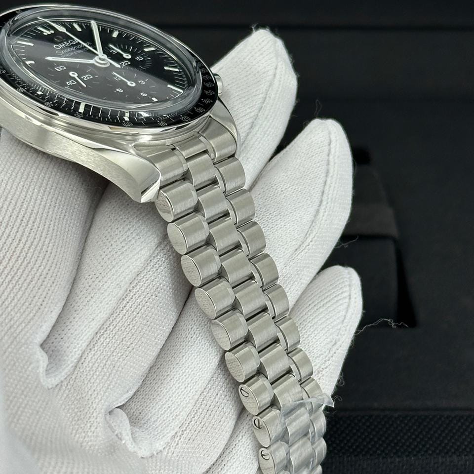Omega Speedmaster Professional Moonwatch Unworn 2026 / 310.30.42.50.01.002