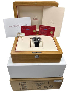 Omega Seamaster Diver 300 MNEW 2026 PAPERS Omega Seamaster Diver 300 M BLACK 210.32.42.20.01.003 42mm BOX