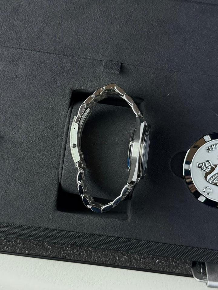 Omega Speedmaster Professional Moonwatch Hesalite 311.30.42.30.01.005