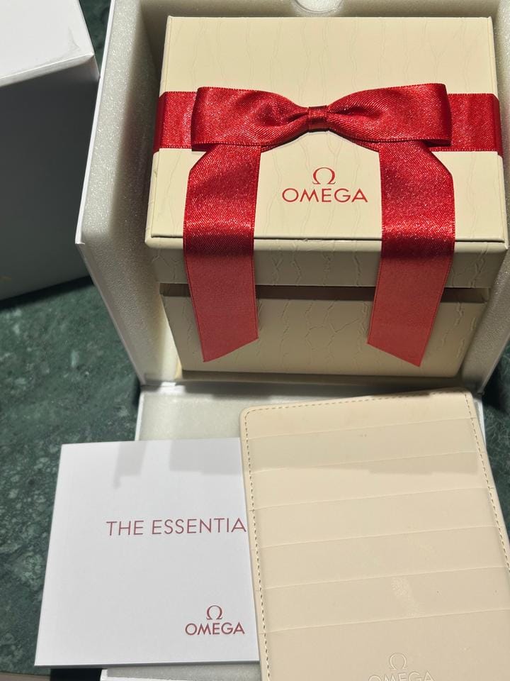 Omega Constellation Manhattan Quartz ref. 131.20.28.60.55.002 MOP Diamond Dial Full Set 2025