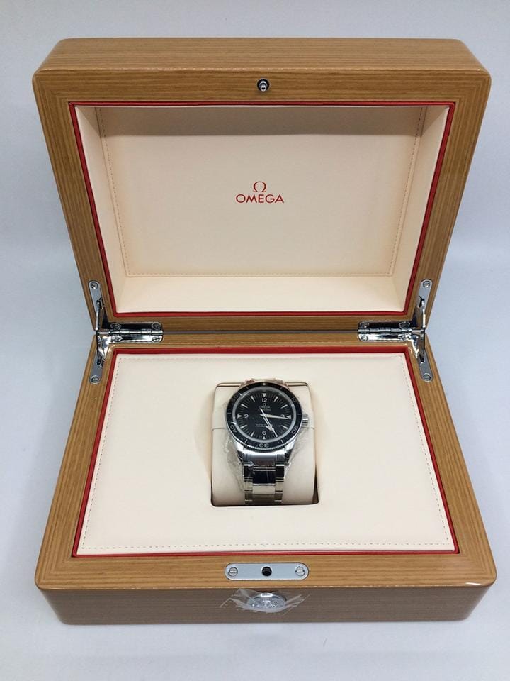 Omega Seamaster 30041 mm otomatik saat 233.30.41.21.01.001