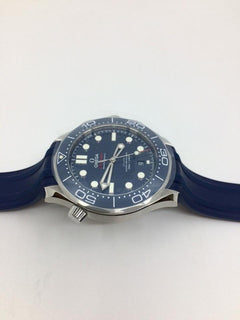 Omega Seamaster Diver 300 M42 mm otomatik saat 210.32.42.20.03.001