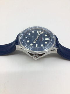 Omega Seamaster Diver 300 M42 mm otomatik saat 210.32.42.20.03.001