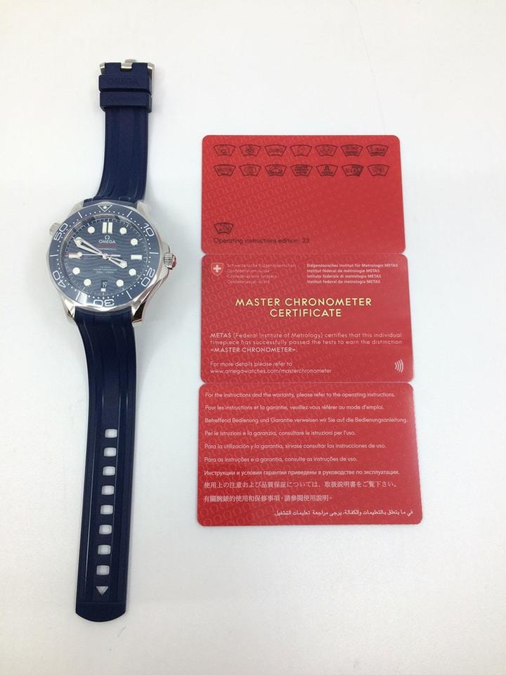 Omega Seamaster Diver 300 M42 mm otomatik saat 210.32.42.20.03.001