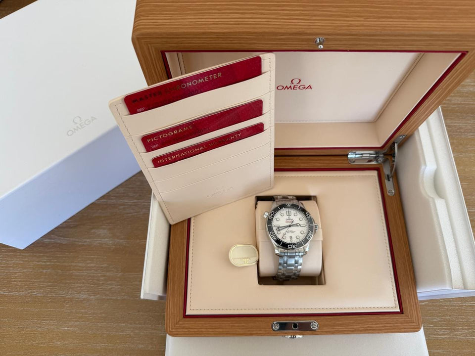 Omega Seamaster Diver 300 MCo 210.30.42.20.04.001
