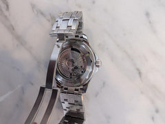 Omega Seamaster Diver 300 MSeminuevo excelente estado con certificados caja original