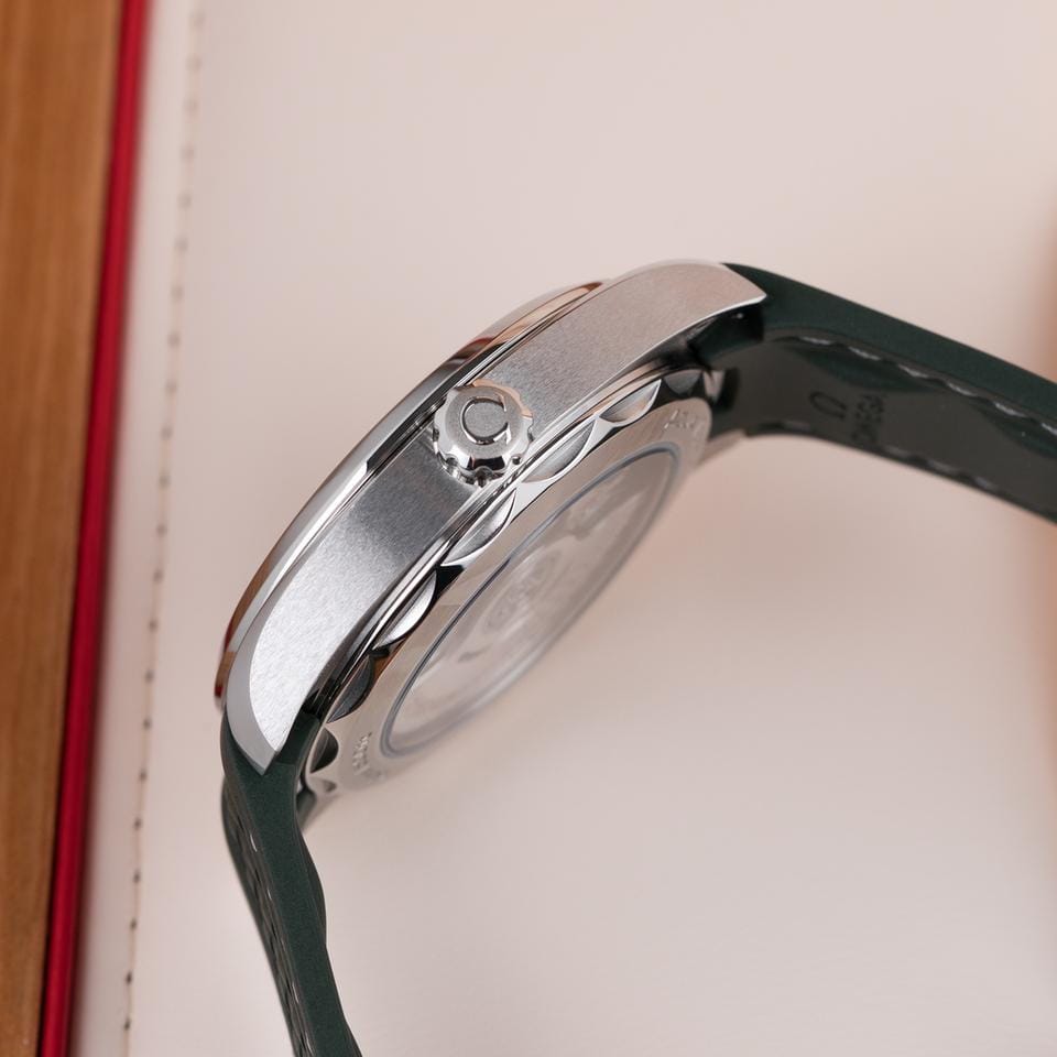 Omega Seamaster Aqua Terra NEW 2026 Seamaster Aqua Terra 38mm Olive Green 220.12.38.20.10.001