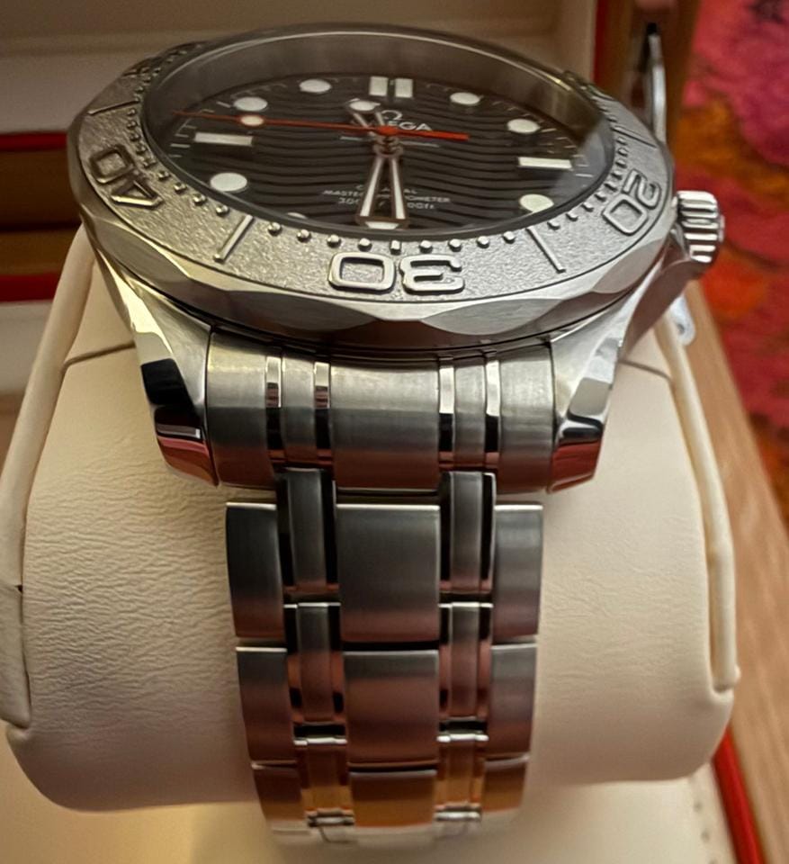 Omega Seamaster Diver 300 MMaster Chronometer Diver Nekton Omega Seamaster Diver 300 M Nekton Edition. Brand new unworn