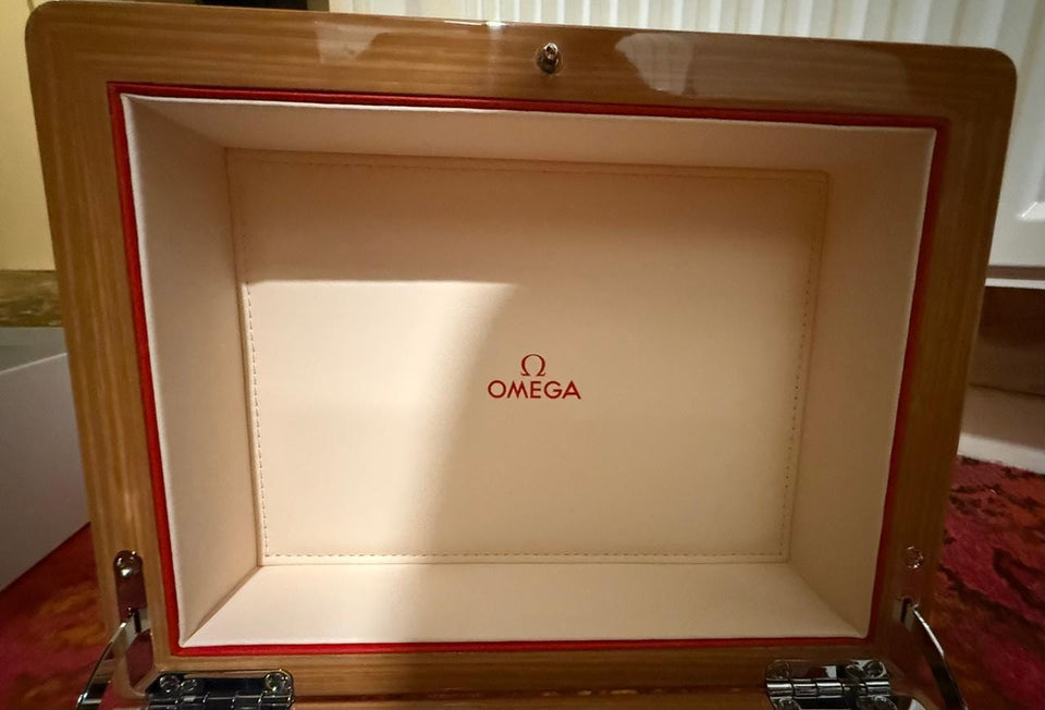 Omega Seamaster Diver 300 MMaster Chronometer Diver Nekton Omega Seamaster Diver 300 M Nekton Edition. Brand new unworn