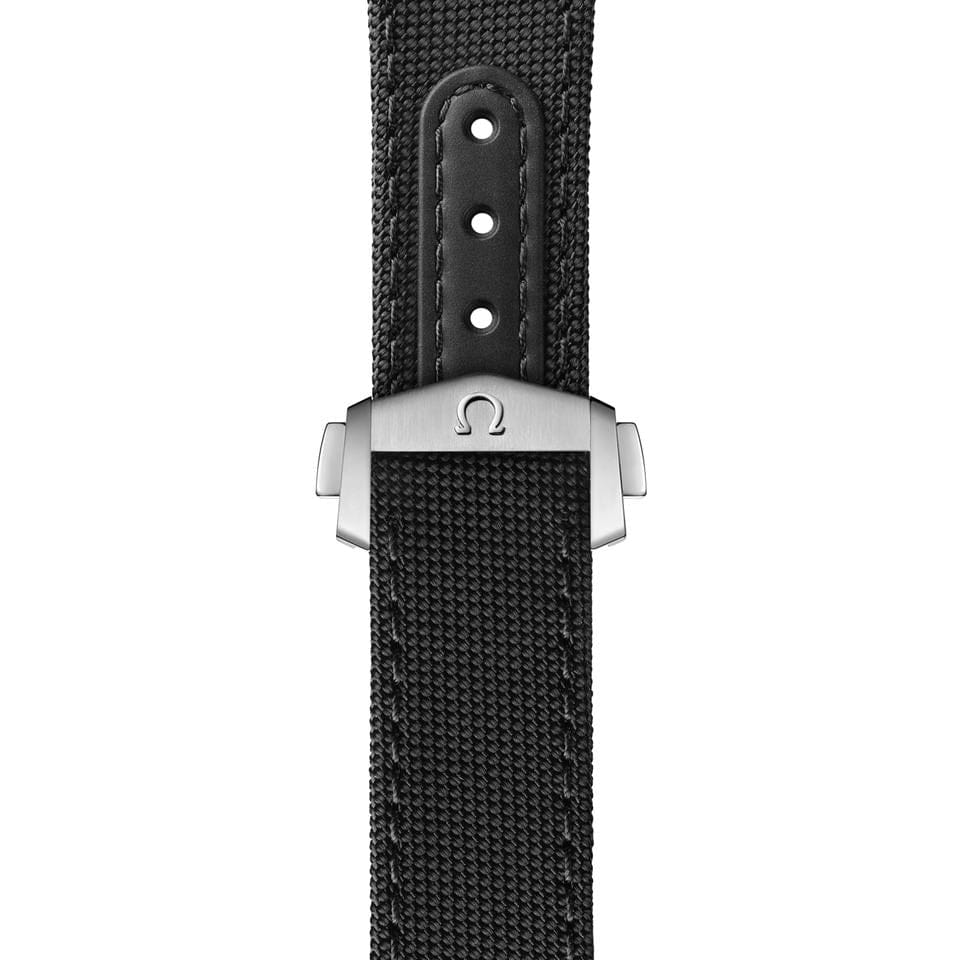 Omega Speedmaster Professional Moonwatch42 mm - 310.32.42.50.01.001 steel on coated nylon fabric strap