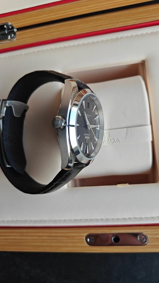 Omega Seamaster Aqua Terra150m Co-axial Master Chronometer 220.13.41.21.01.001 - Full Set - Box with papers - UNWORN