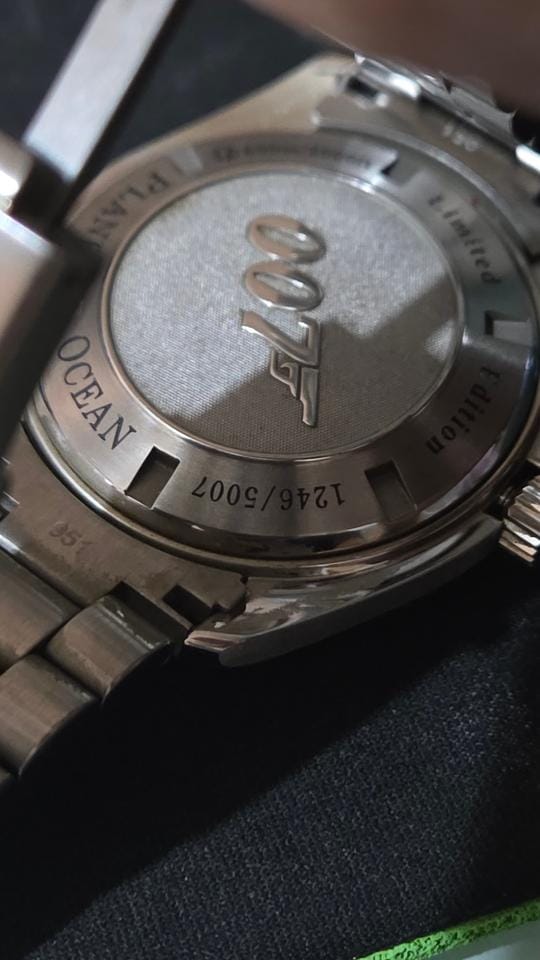 Omega Seamaster Planet Ocean Quantum Of Solace Omega Seamaster Planet Ocean. Quantum Of Solace