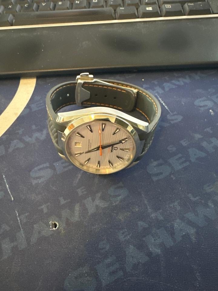 Omega Seamaster Aqua Terra 220.12.41.21.02.002 Men's Watch 41mm Box & Paper
