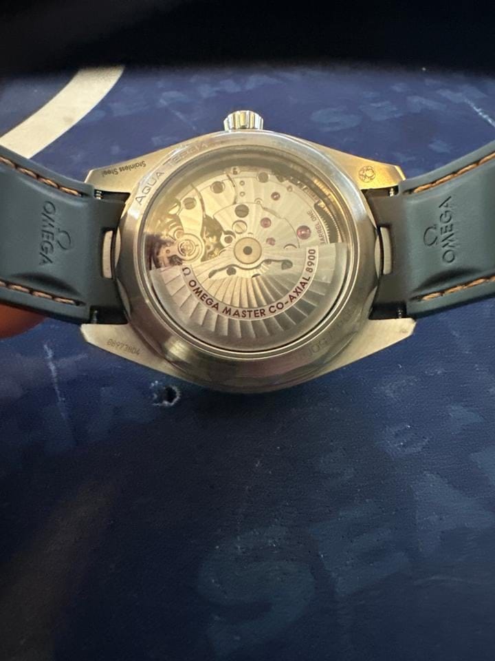 Omega Seamaster Aqua Terra 220.12.41.21.02.002 Men's Watch 41mm Box & Paper