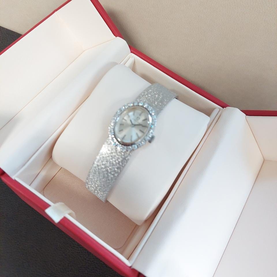 Omega Classic Vintage White Gold 18 karaat Briljant