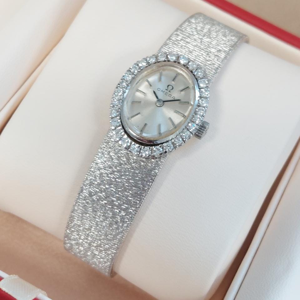 Omega Classic Vintage White Gold 18 karaat Briljant