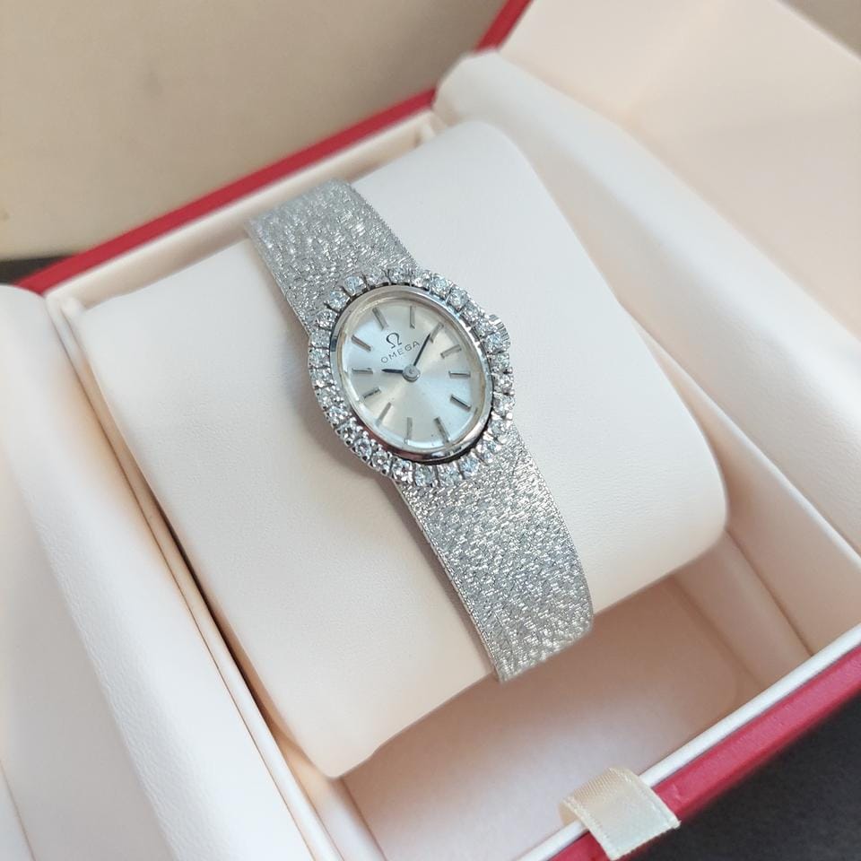Omega Classic Vintage White Gold 18 karaat Briljant