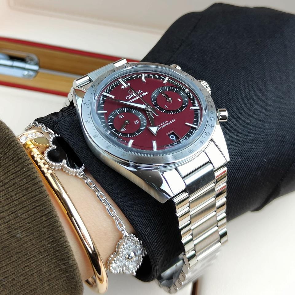 Omega Speedmaster '57 Master Chronometer metal observatory watch 332.10.41.51.11.001