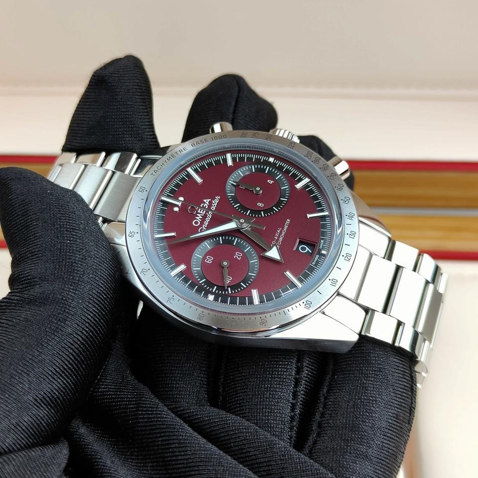 Omega Speedmaster '57 Master Chronometer metal observatory watch 332.10.41.51.11.001
