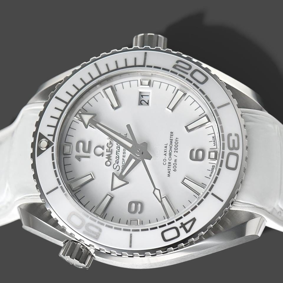 Omega Seamaster Planet Ocean Steel / 39.5 mm / Box&Papers / 215.33.40.20.04.001