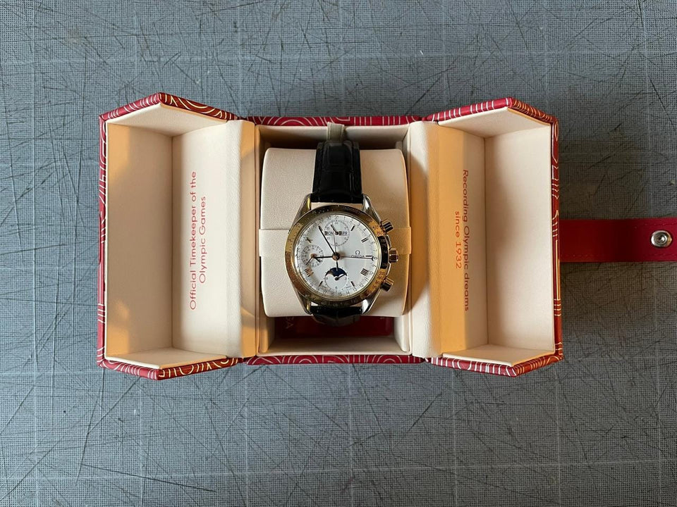 Omega Speedmaster Moonphase Unused & Warranty - DA175.0034