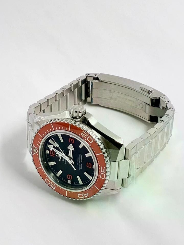 Omega Seamaster Planet Ocean600m Blk dial 42mm 217.30.42.21.01.003 Bracelet