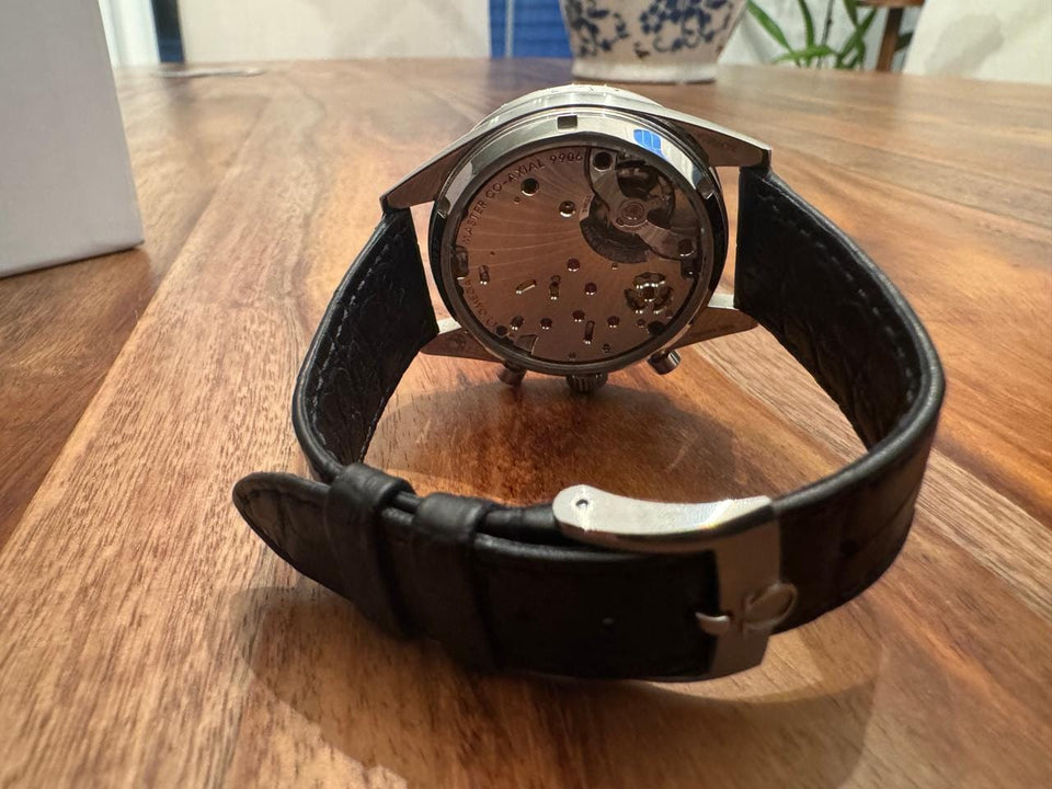 Omega Speedmaster Full Set 2024 – Like New – Green Dial – Extra OEM Strap