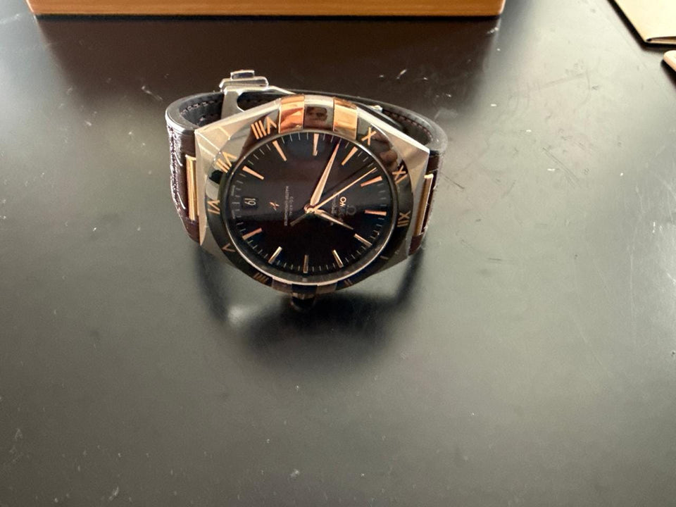 Omega Constellation Chronometer Omega Constellation 41 mm steel gold on leather strap
