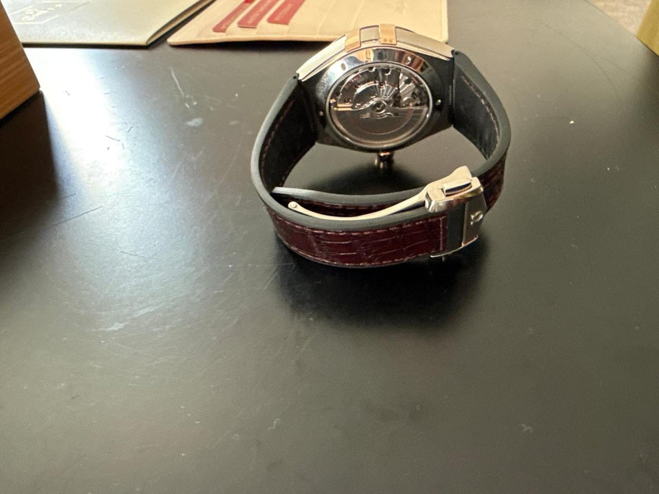 Omega Constellation Chronometer Omega Constellation 41 mm steel gold on leather strap