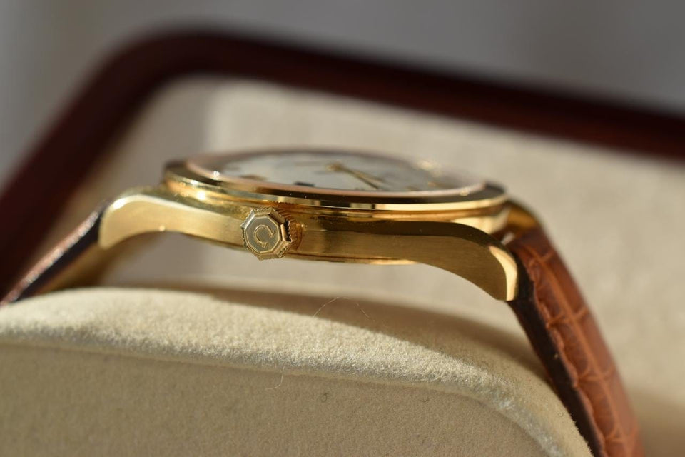 Omega Speedmaster Classic Heritage 18 kt Solid Gold