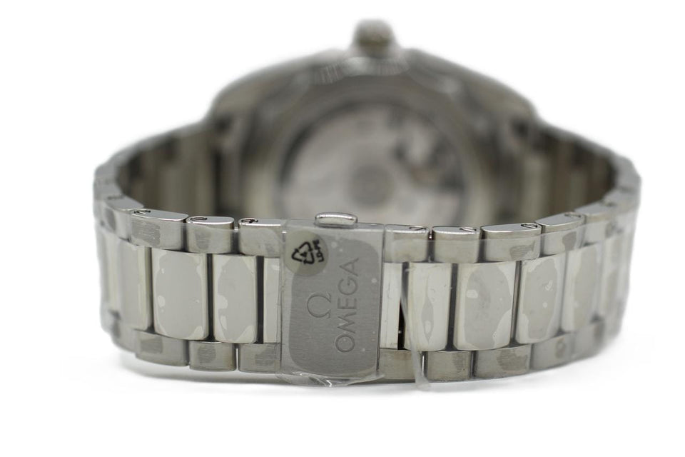 Omega Seamaster Aqua Terra220.15.38.20.57.001 Automatic 2025 Steel New
