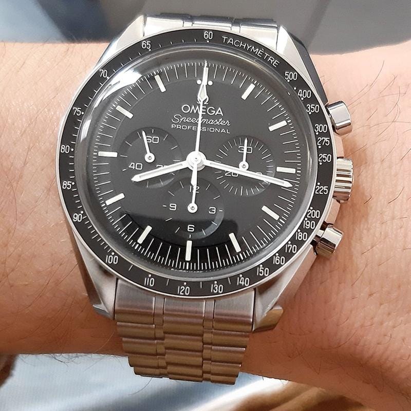 Omega Speedmaster Professional Moonwatch ESALITE Co-Axial Master Chronometer - NEW - 310.30.42.50.01.001