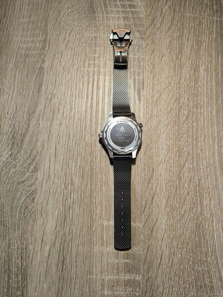 Omega Seamaster Diver 300 M007 Full set comme neuf portée 1 fois