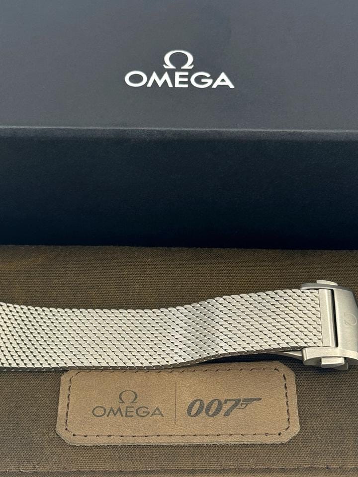 Omega Seamaster Diver 300 MUnworn 2026 Seamaster Diver 300 M James Bond No Time To Die Brown 210.90.42.20.01.001