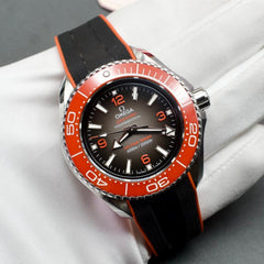 Omega Seamaster Ultra Deep 6000 M45.5mm O-MEGASTEEL Grey Dial 215.32.46.21.06.001 Stunning condition full set with full factory warranty!