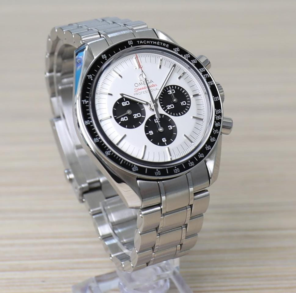 Omega Speedmaster2020 Tokyo - Panda Dial - 42mm - Limited Edition Unworn - Full Set