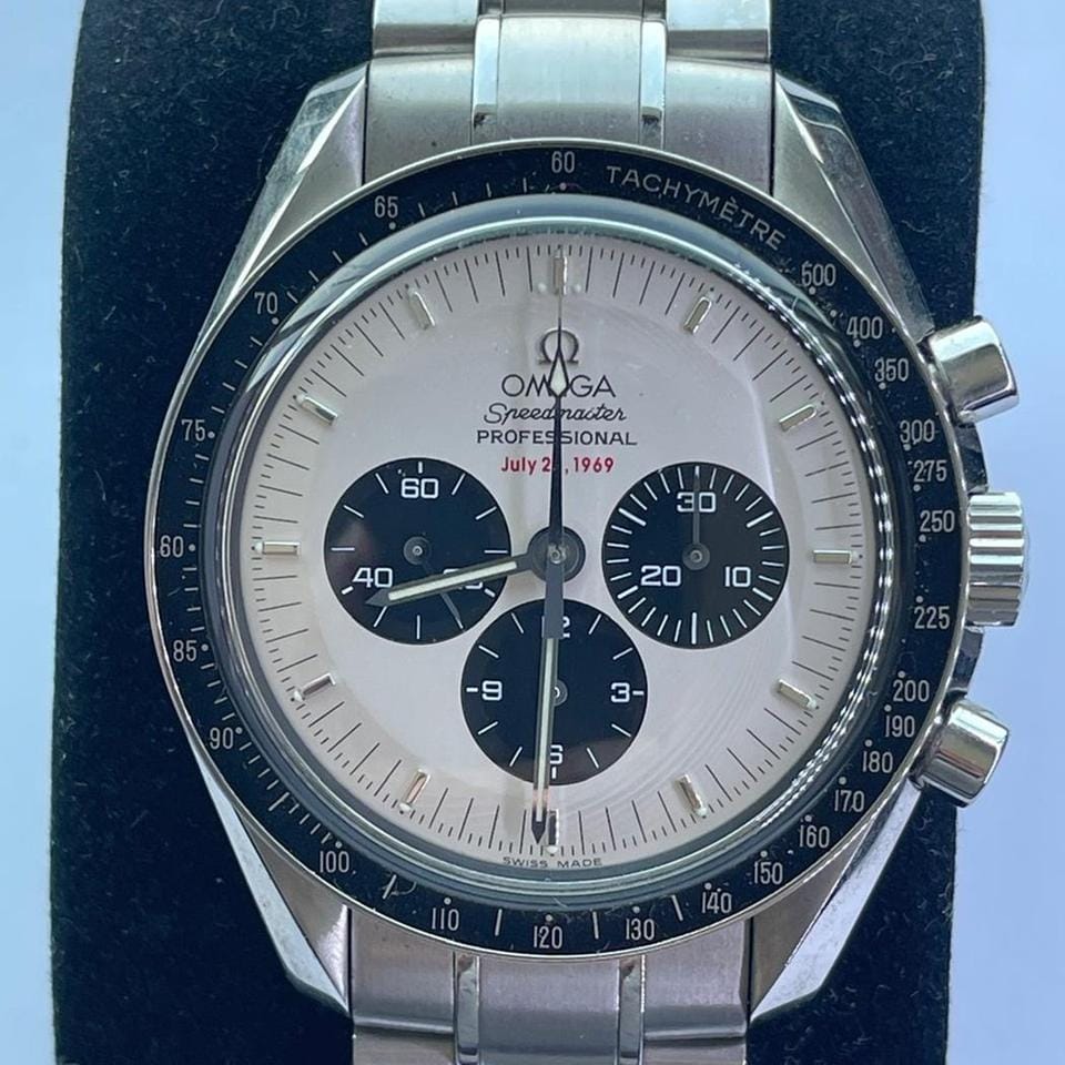 Omega Speedmaster Professional Moonwatch Apollo 11 35th Anniversary Omega Speedmaster Professional Apollo 11 35th Anniversary