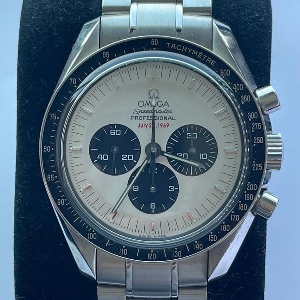 Omega Speedmaster Professional Moonwatch Apollo 11 35th Anniversary Omega Speedmaster Professional Apollo 11 35th Anniversary
