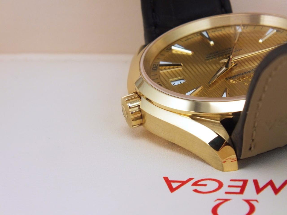 Omega Seamaster Aqua Terra Master Co-axial NOS Full GOLD 18 K + Buckle 18 K Full Set NOS