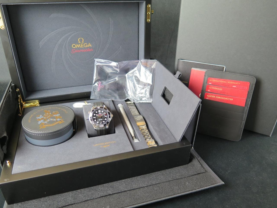 Omega Seamaster Diver 300 MJames Bond Limited 210.22.42.20.01.004 NEW