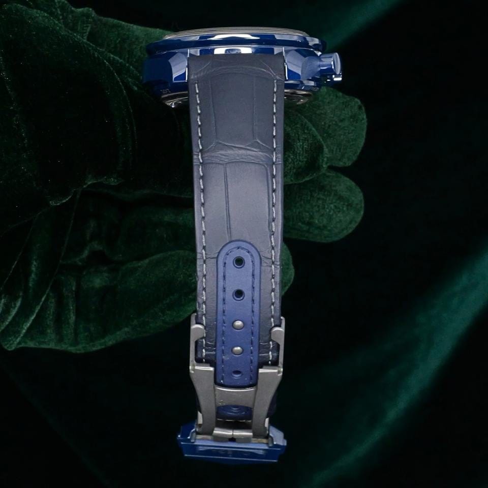 Omega Speedmaster Moonphase MINT COMPLETE SET Speedmaster Moonphase "Blue Side of the Moon" 304.93.44.52.03.002