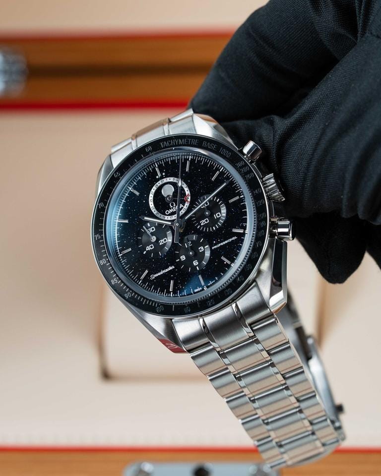 Omega Speedmaster Moonphase311.30.44.32.01.001 - 2020