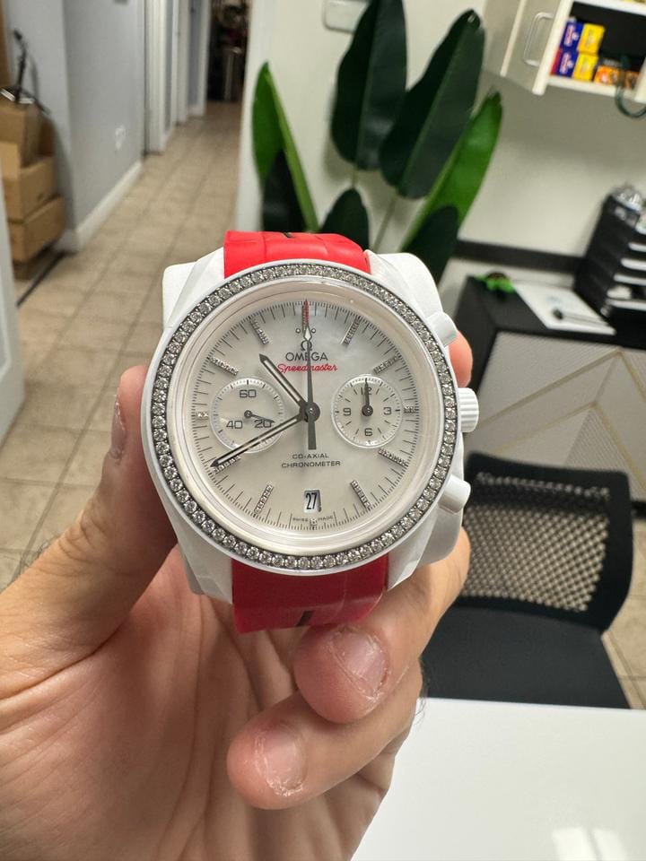 Omega Speedmaster Moonwatch Co-axial Chronograph US Seller