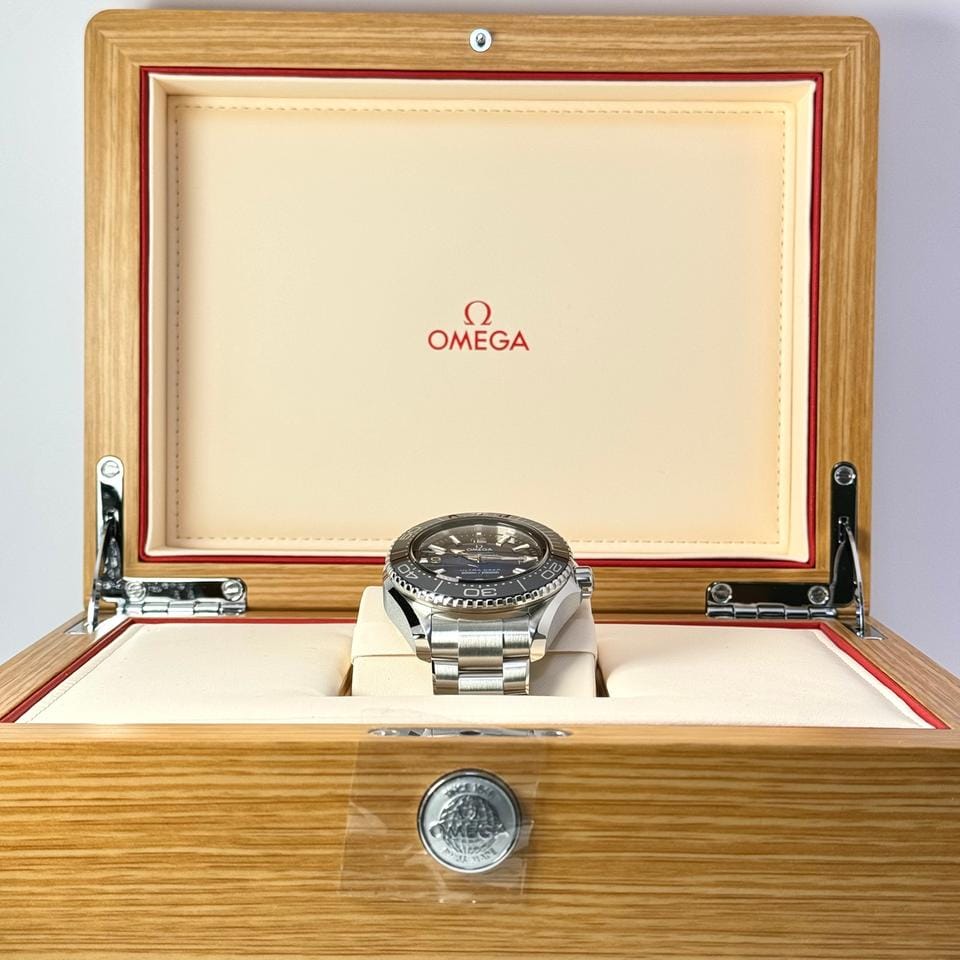 Omega Seamaster Ultra Deep 6000 MPlanet Ocean 6000 M 45.50mm - 215.30.46.21.03.001 - Ultra Deep