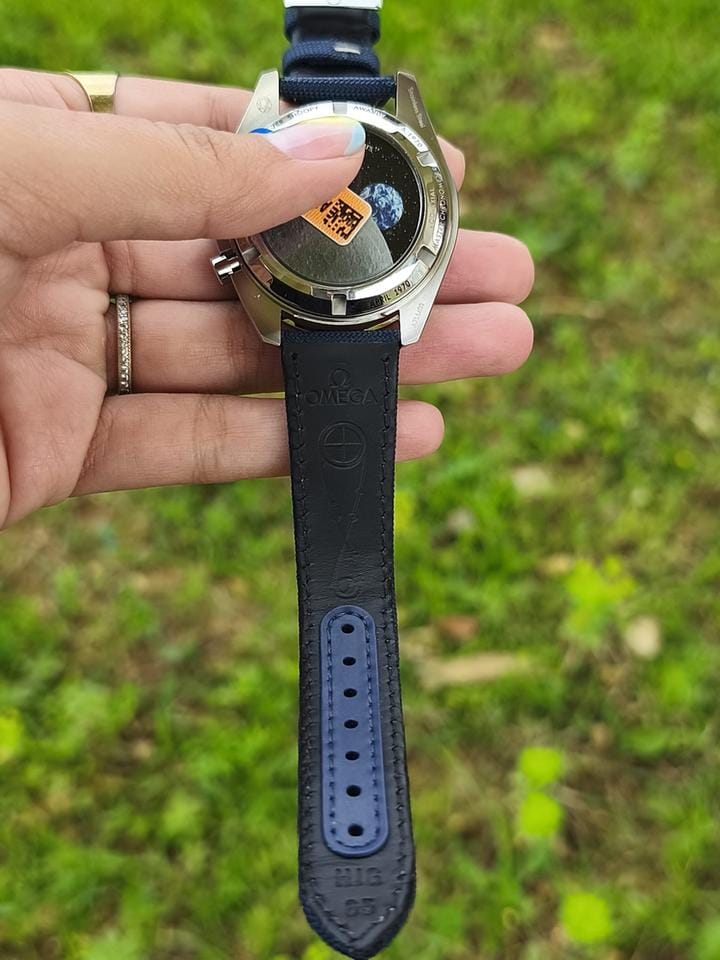 Omega Speedmaster Professional Moonwatch'Silver Snoopy Award' completamente nuevo jamás usado