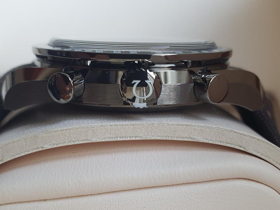 Omega Speedmaster Dark Side of the Moon (Grey Side of the Moon) (New) Purchased in Oct 2025 plus a New Wolf Watch Winder